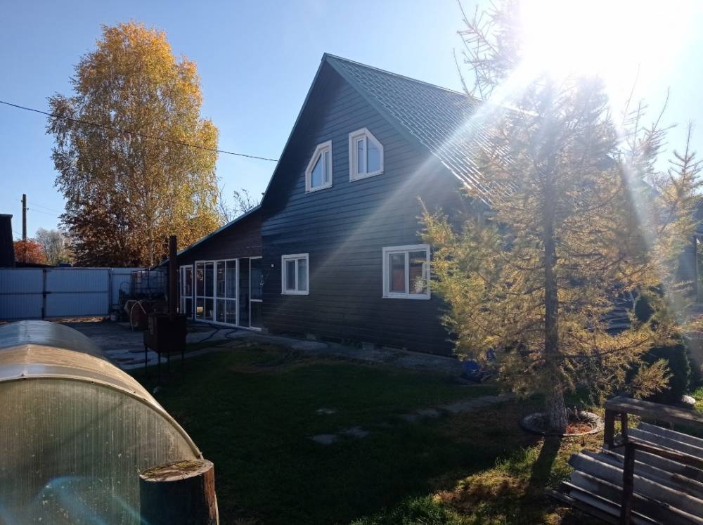 Вид со стороны сада